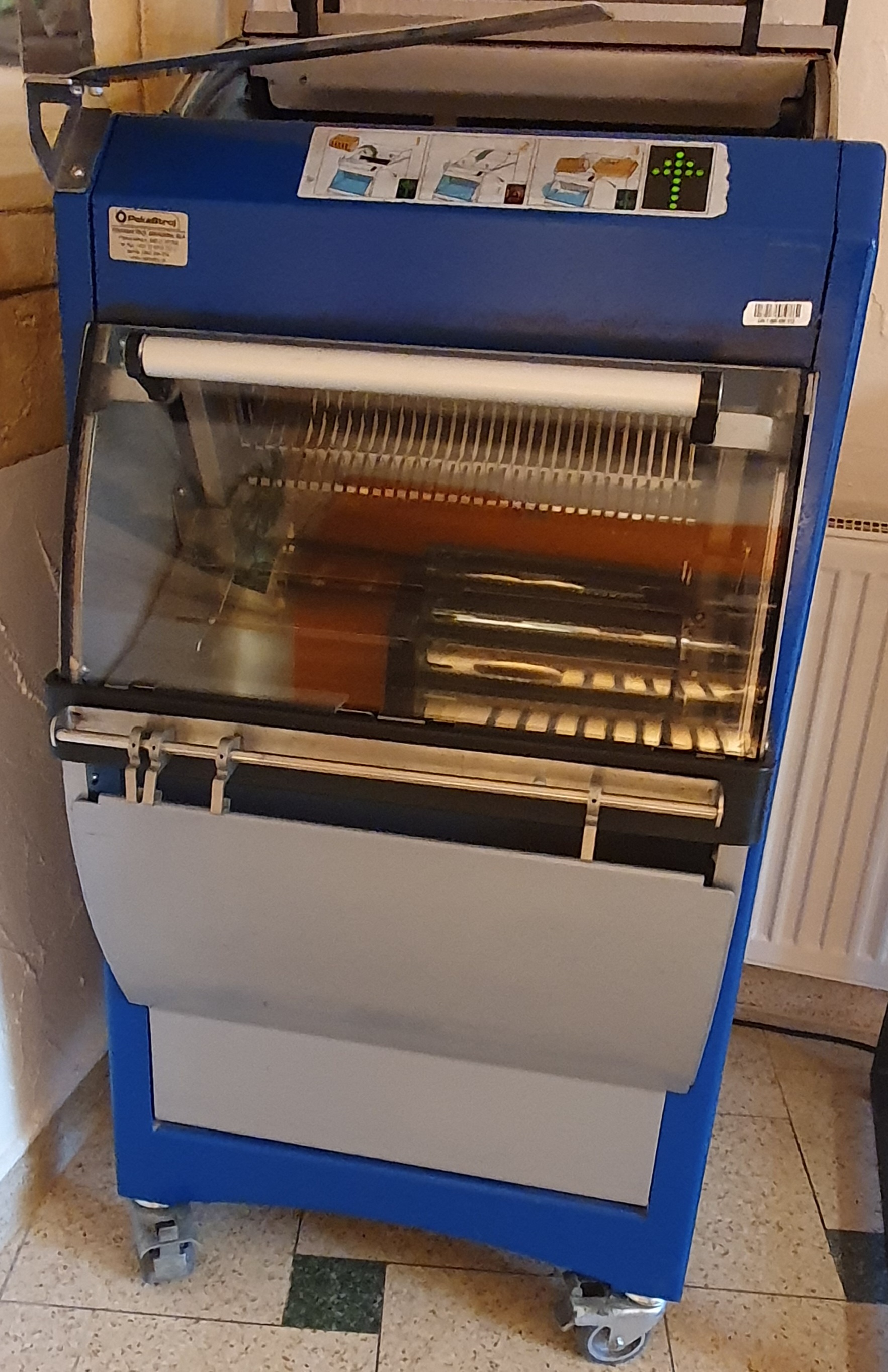 Brotschneidemaschine