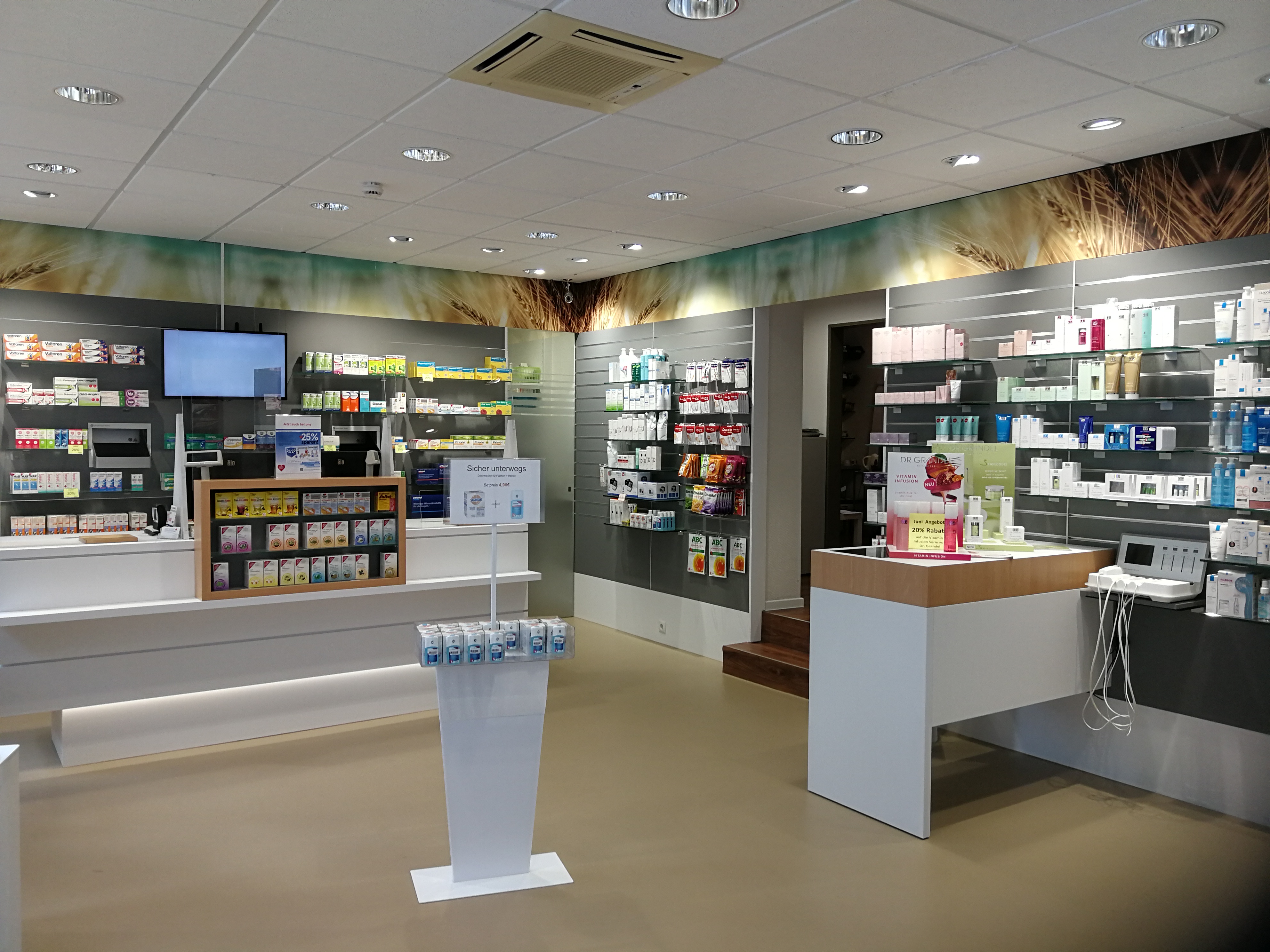 Apothekeneinrichtung