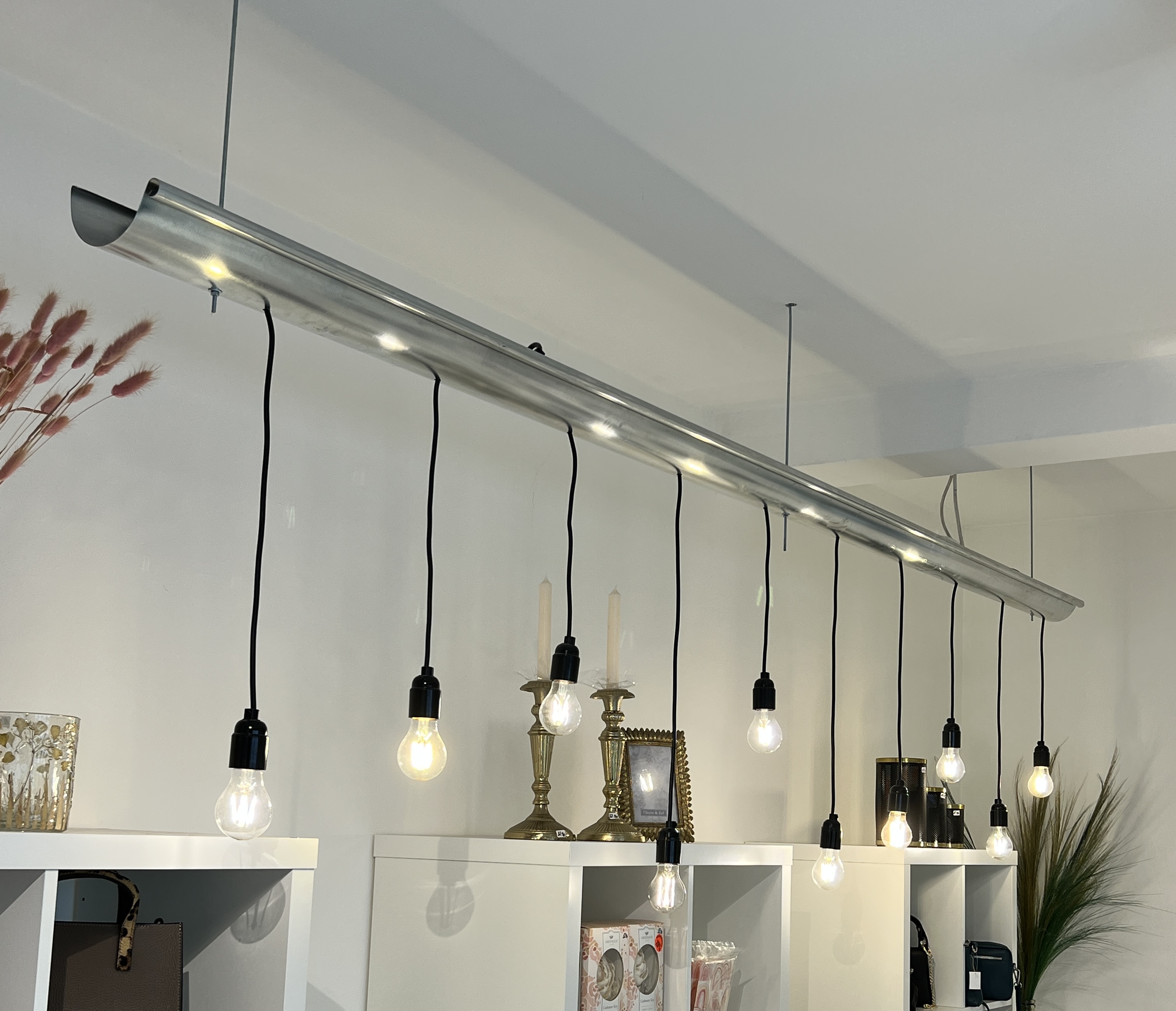 kreative Lichtleiste für Geschäft oder Gaststätte (10 Leuchten)
