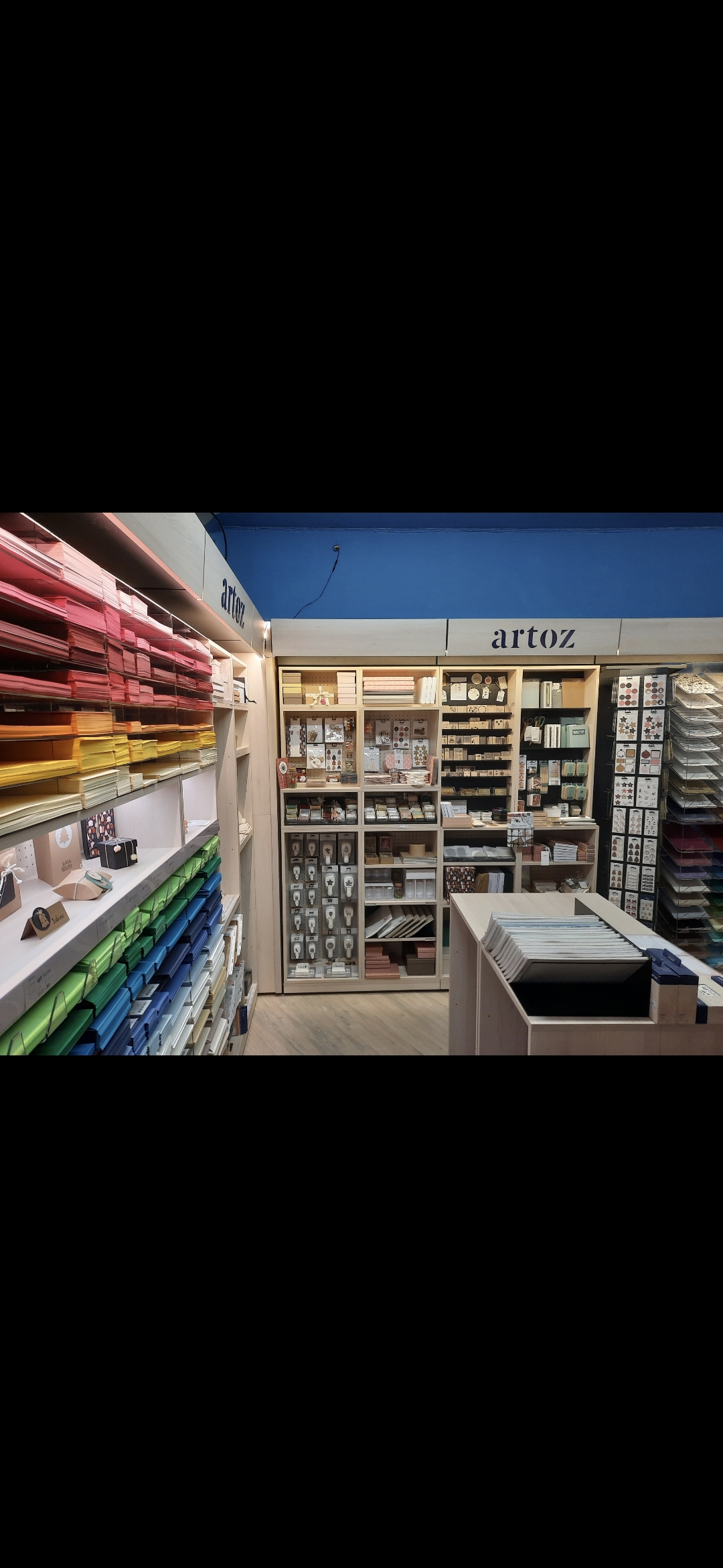 6,5 Meter Artoz-Design Rückwand im aktuellen Look